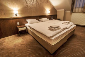  Hotel Tatarscy  Кальваря-Зебжидовска
